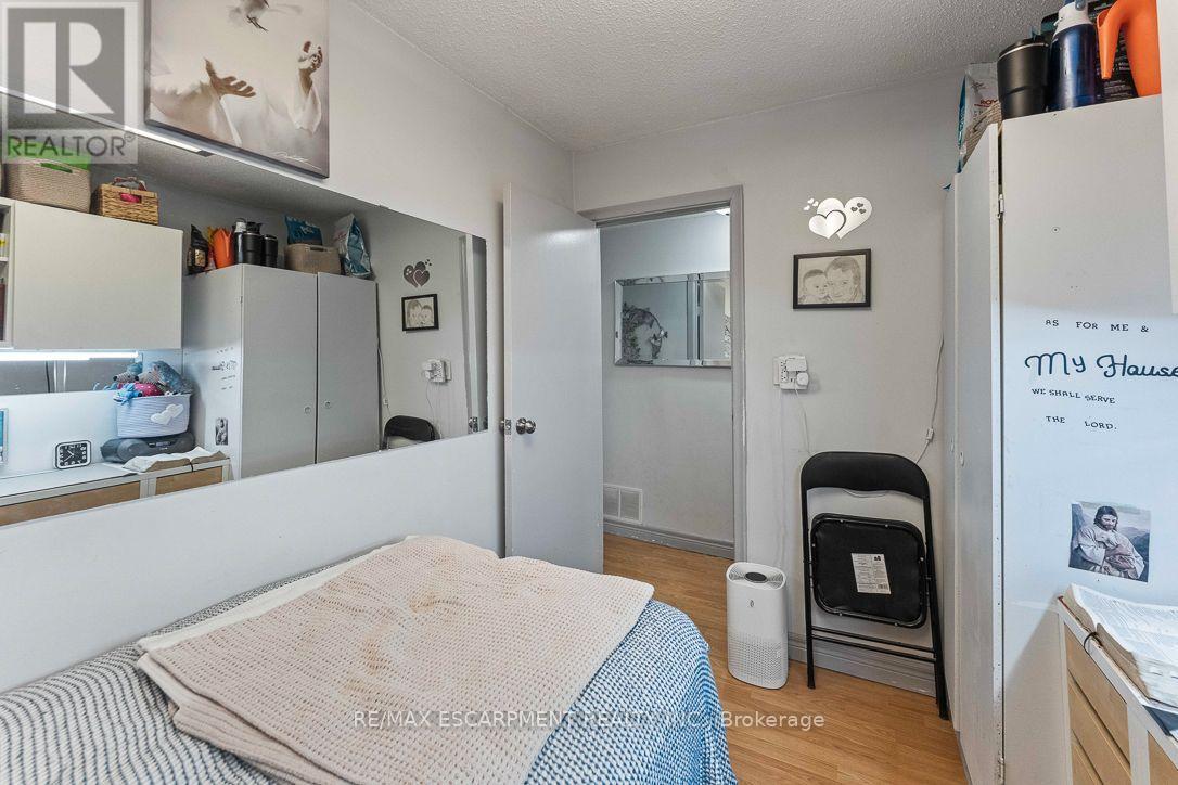 253 Eaglewood Boulevard, Mississauga, Ontario  L5G 1V9 - Photo 19 - W13815970