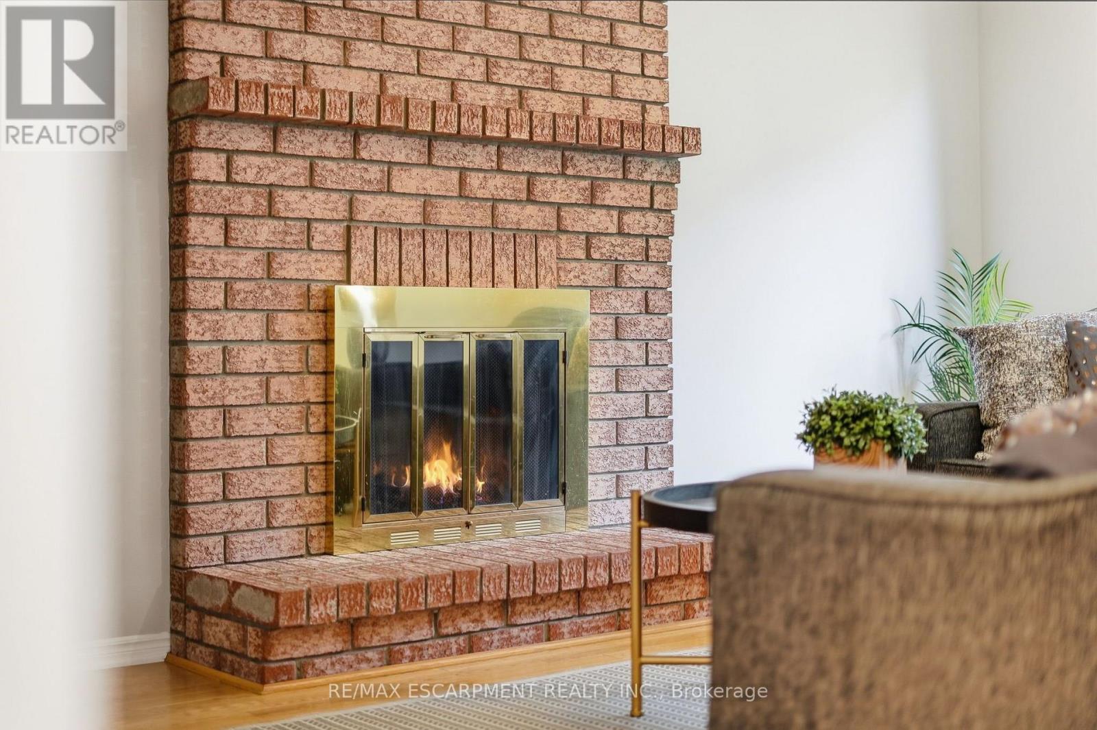 3193 Maderna Road, Burlington, Ontario  L7M 2W3 - Photo 14 - W13816042