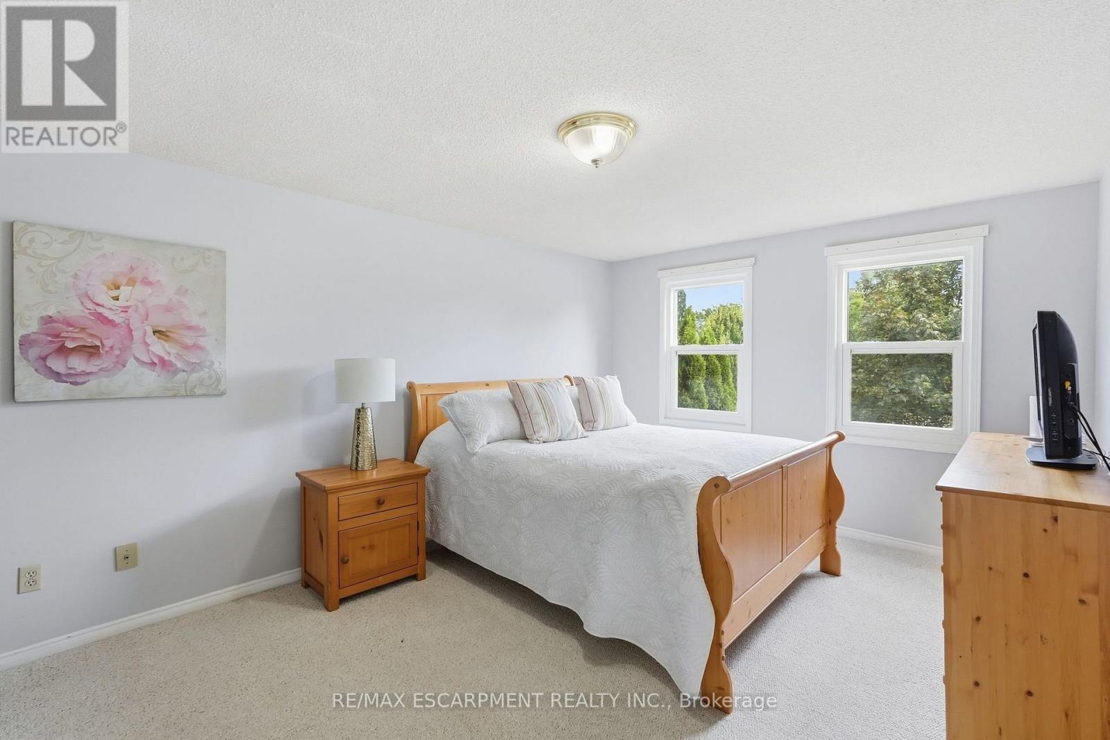 3193 Maderna Road, Burlington, Ontario  L7M 2W3 - Photo 21 - W13816042