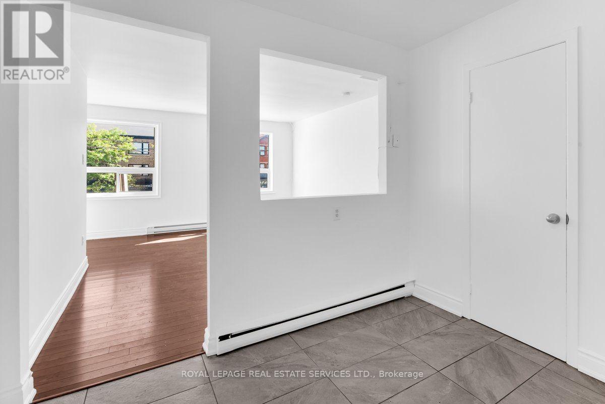 604 Marlee Avenue, Toronto, Ontario  M6B 3J5 - Photo 5 - W13816050