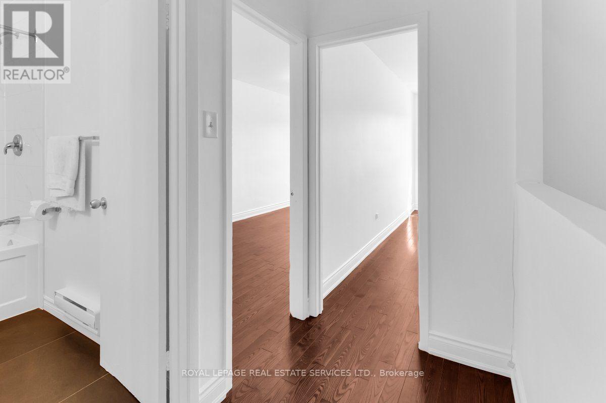 604 Marlee Avenue, Toronto, Ontario  M6B 3J5 - Photo 8 - W13816050