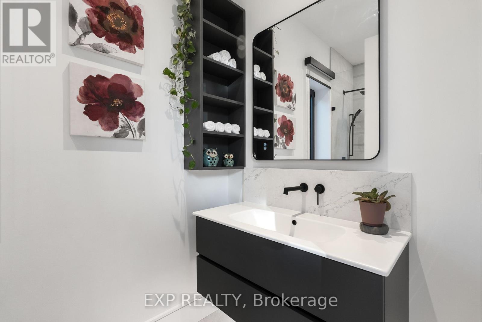 65 Edgecroft Road, Toronto, Ontario  M8Z 2C1 - Photo 28 - W13816068