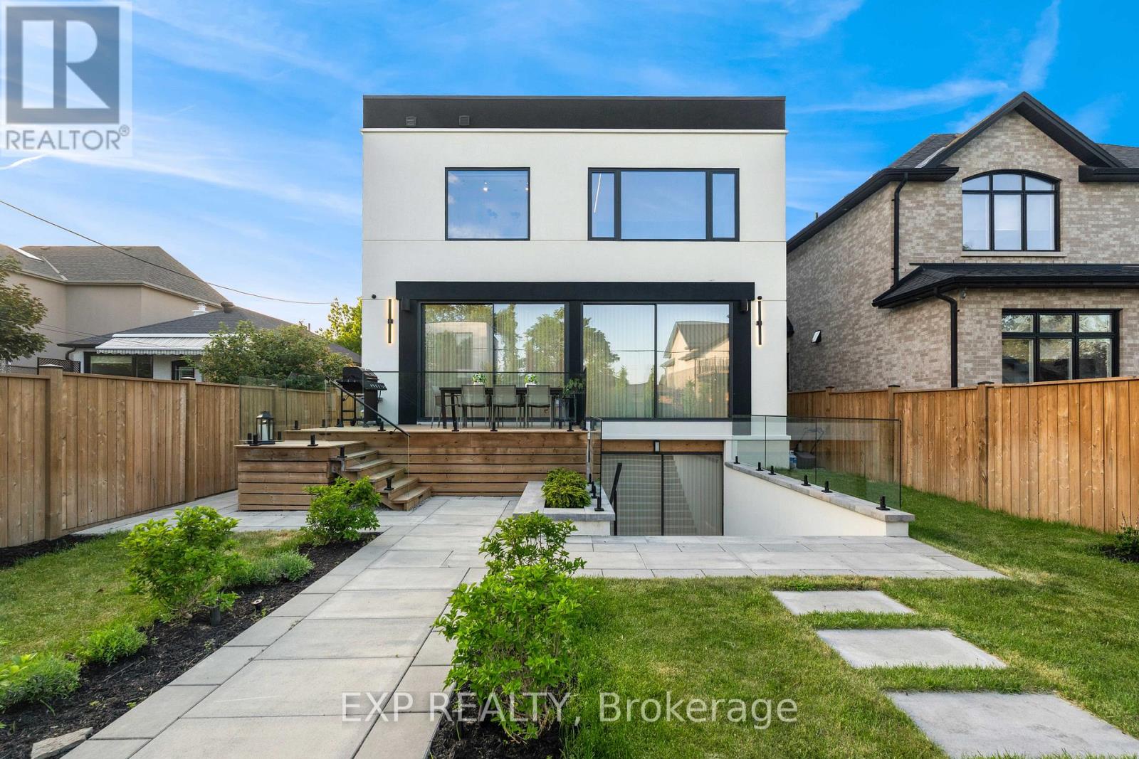 65 Edgecroft Road, Toronto, Ontario  M8Z 2C1 - Photo 43 - W13816068