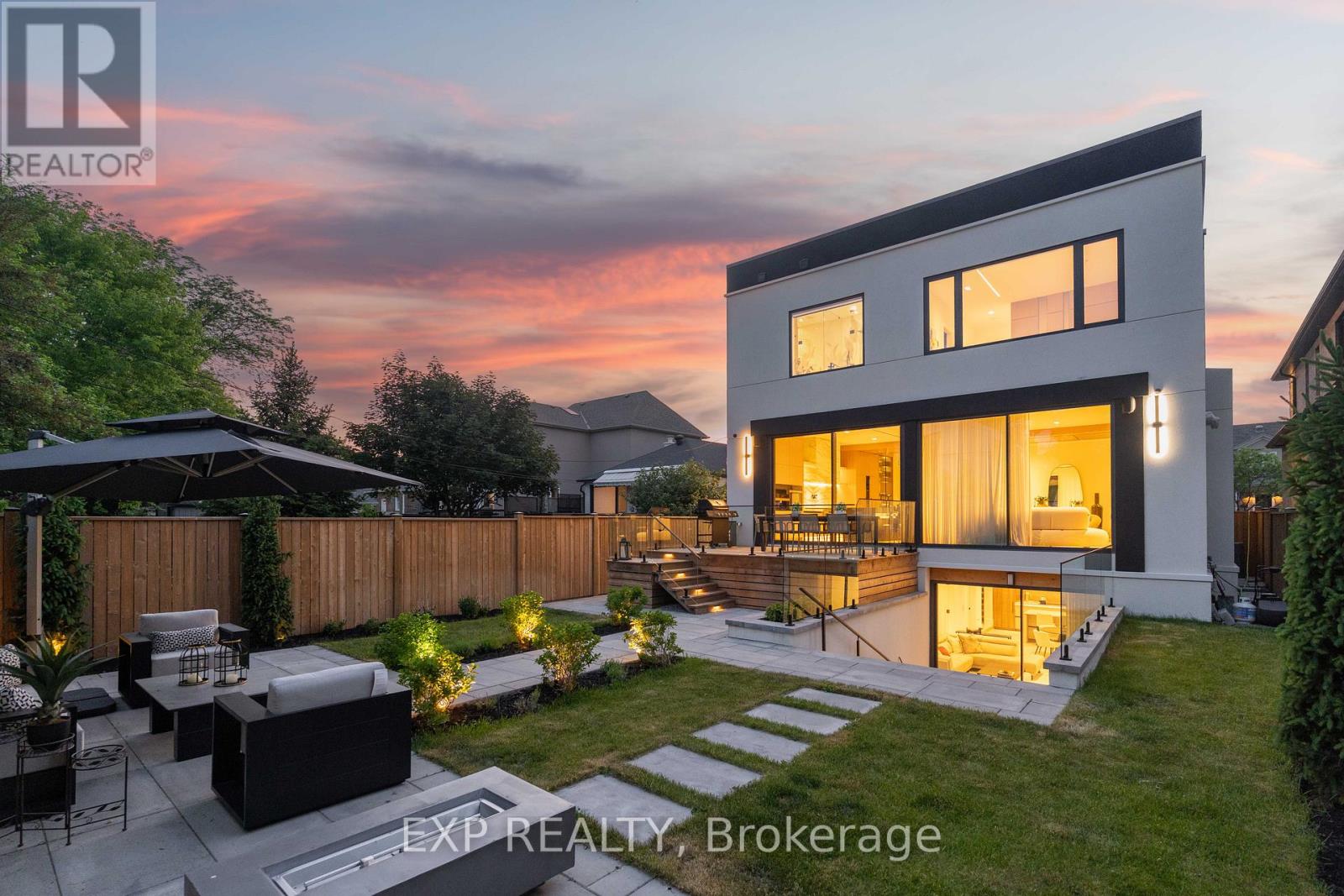 65 Edgecroft Road, Toronto, Ontario  M8Z 2C1 - Photo 45 - W13816068