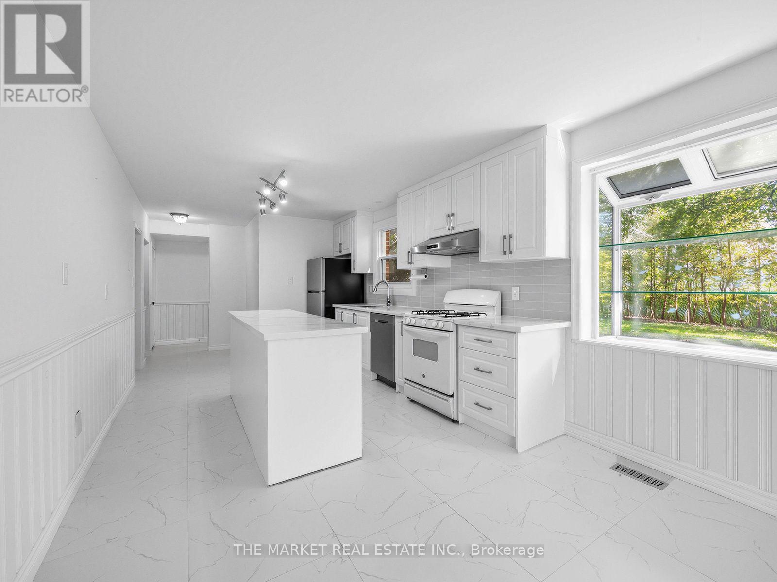 1572 Atrium Court, Mississauga, Ontario  L5H 2B8 - Photo 11 - W13816084