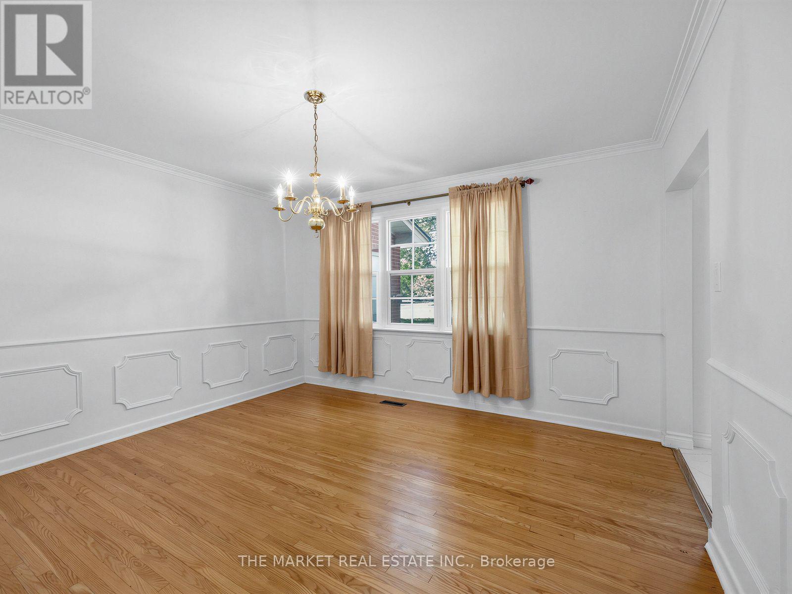 1572 Atrium Court, Mississauga, Ontario  L5H 2B8 - Photo 9 - W13816084