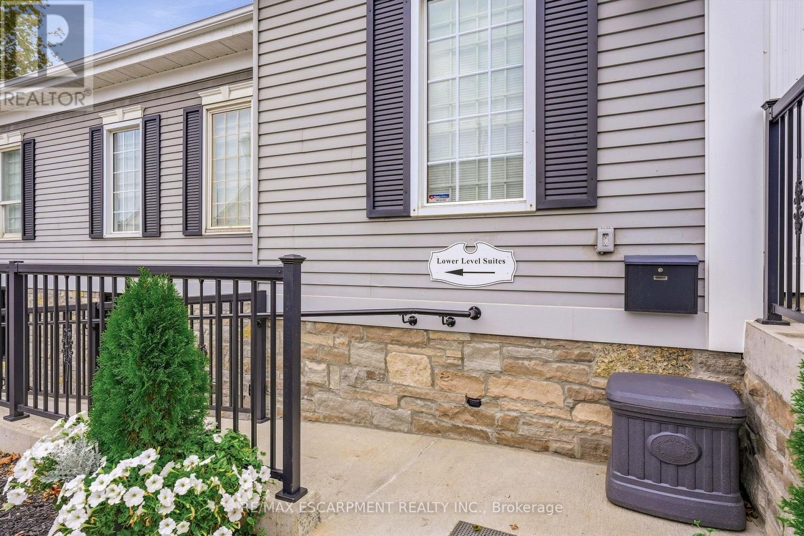Room 1 - 326 Wilson Street E, Hamilton, Ontario  L9G 2C2 - Photo 7 - X13815902