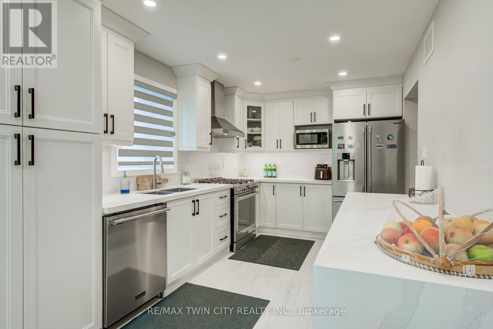 31 Tynemouth Drive, London East, Ontario  N5V 4V3 - Photo 16 - X13815954