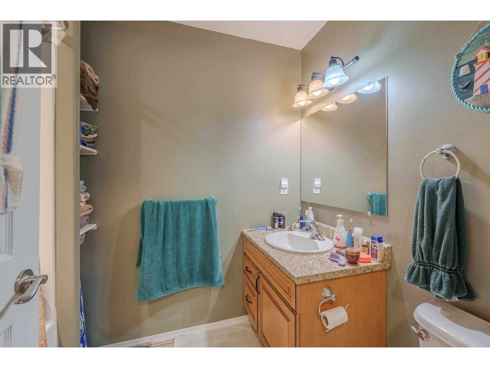 6500 Grey Crescent, 100 Mile House, British Columbia V0K 2E3 - Photo 14 - R3168362