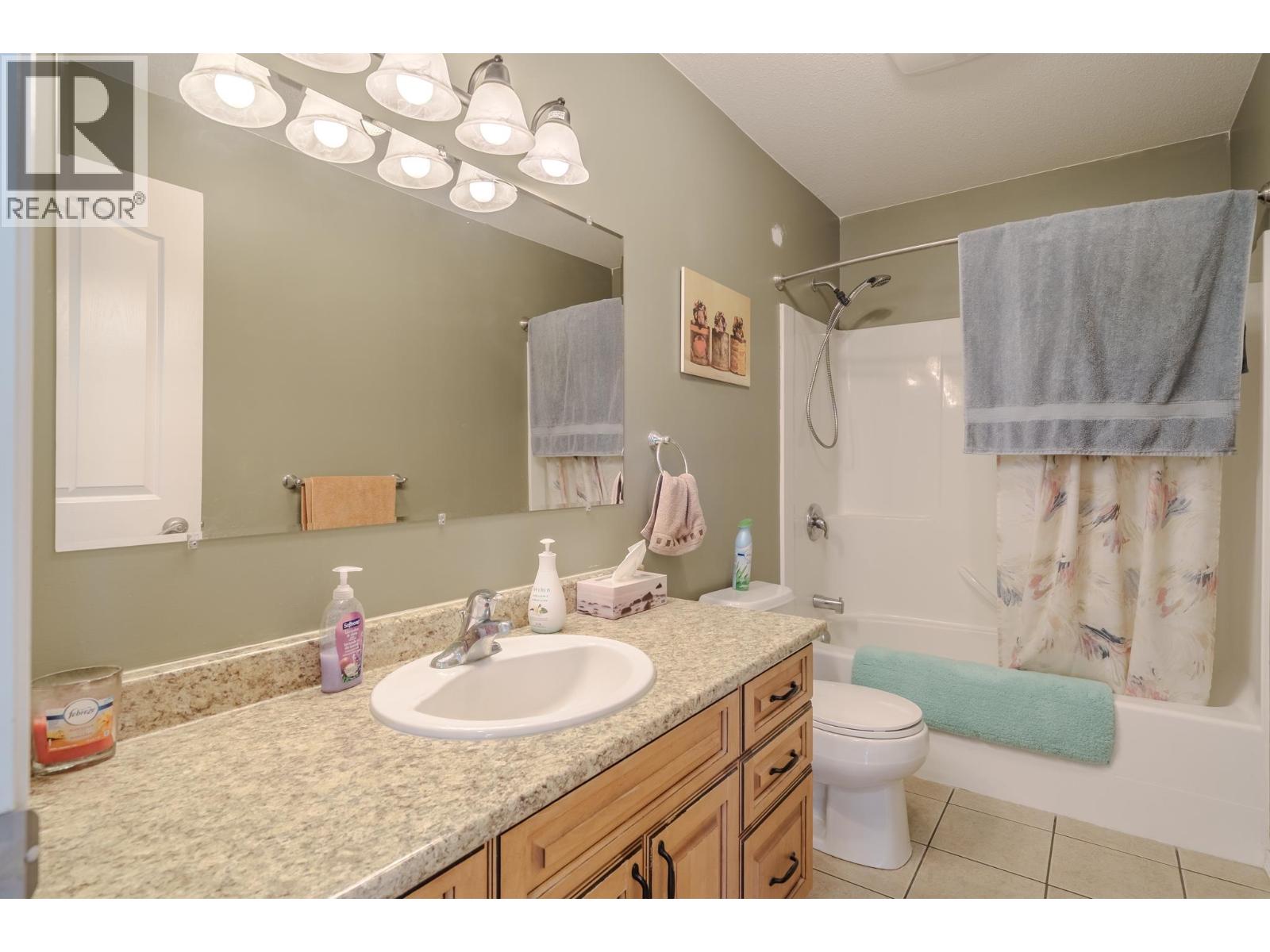 6500 Grey Crescent, 100 Mile House, British Columbia V0K 2E3 - Photo 17 - R3168362