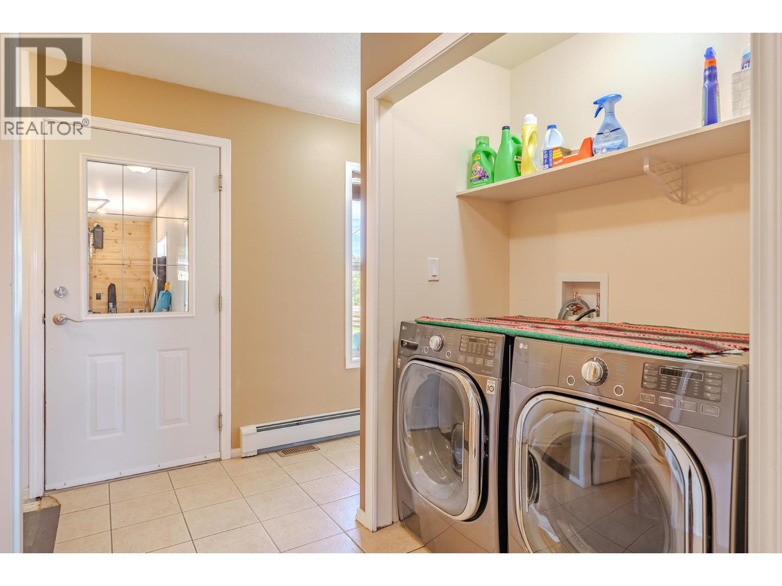 6500 Grey Crescent, 100 Mile House, British Columbia V0K 2E3 - Photo 10 - R3168362