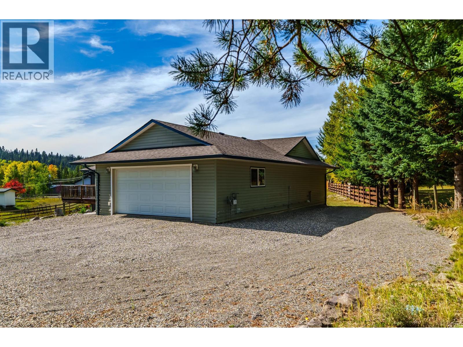 6500 Grey Crescent, 100 Mile House, British Columbia V0K 2E3 - Photo 22 - R3168362