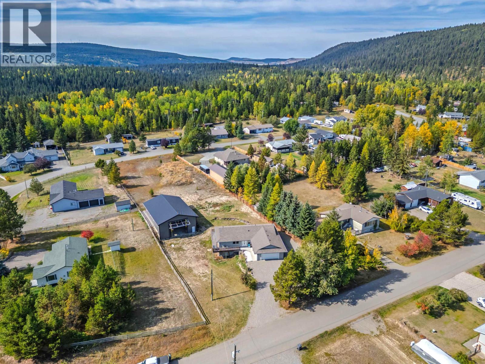 6500 Grey Crescent, 100 Mile House, British Columbia V0K 2E3 - Photo 19 - R3168362