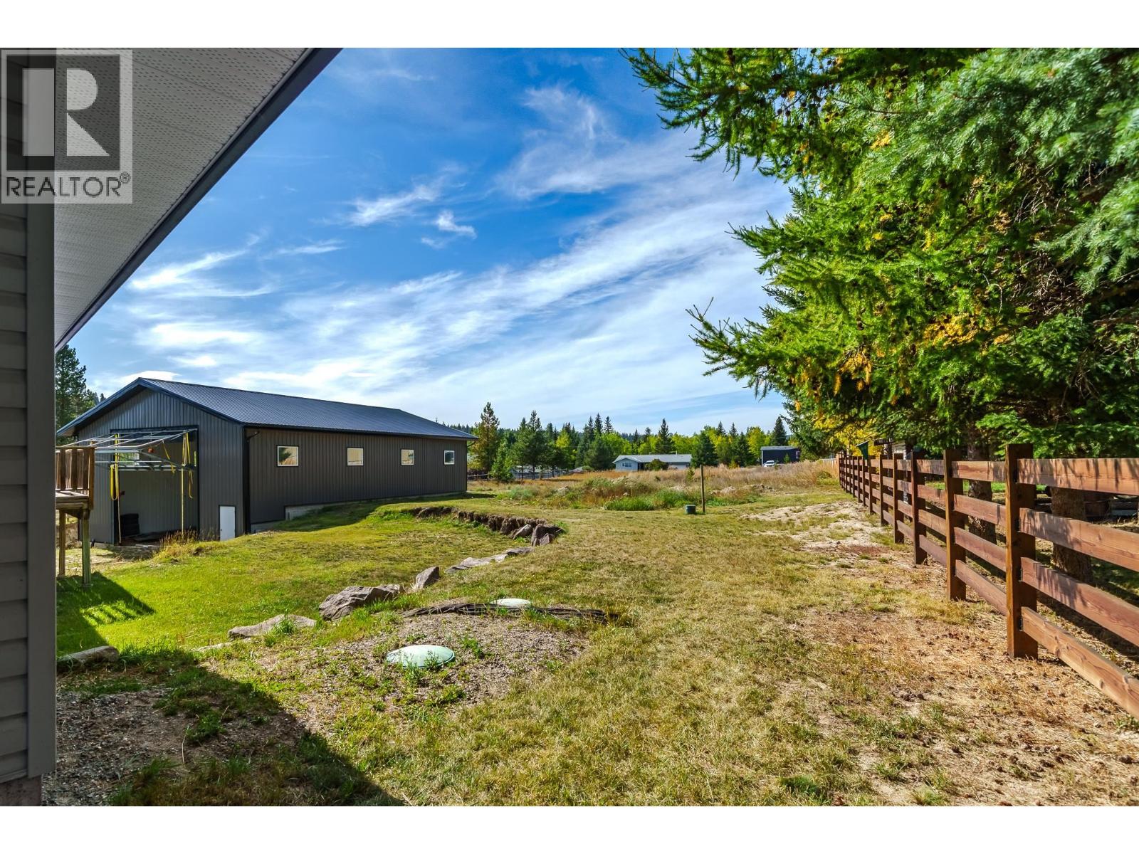 6500 Grey Crescent, 100 Mile House, British Columbia V0K 2E3 - Photo 25 - R3168362