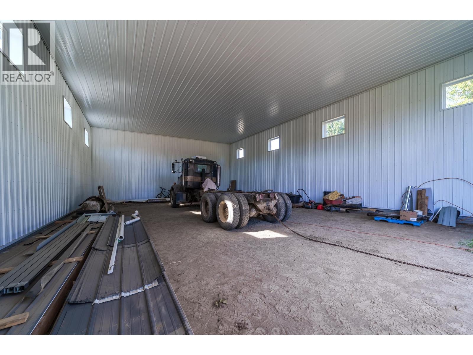 6500 Grey Crescent, 100 Mile House, British Columbia V0K 2E3 - Photo 27 - R3168362