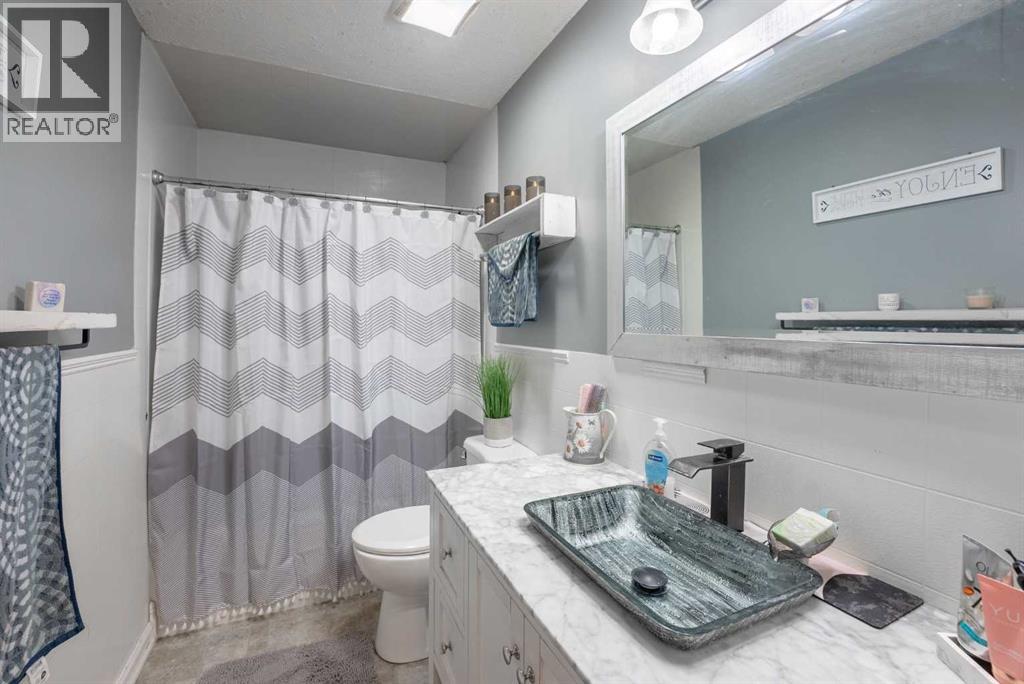 43 Ash Street W, Brooks, Alberta  T1R 0A6 - Photo 9 - A2347068