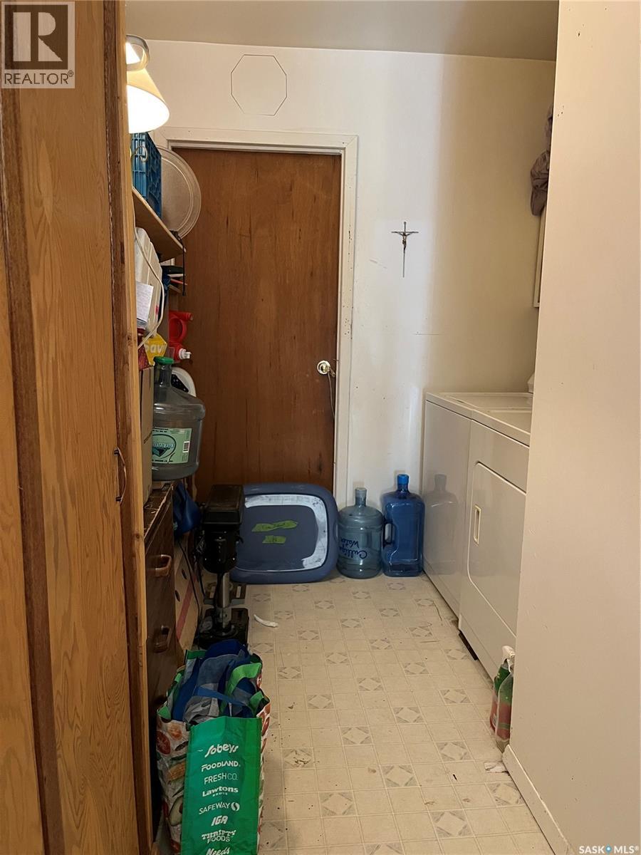 102 Montreal STREET photo 15
