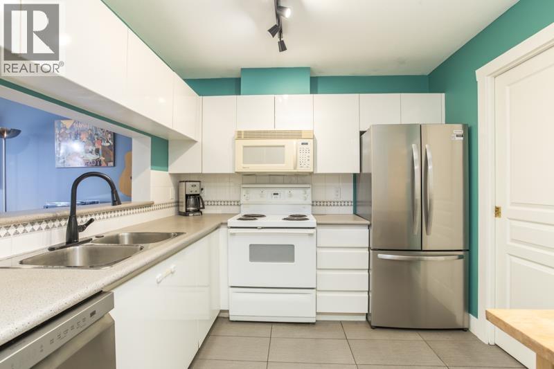 211 8460 Jellicoe Street, Vancouver, British Columbia  V5S 4S8 - Photo 9 - R3168245