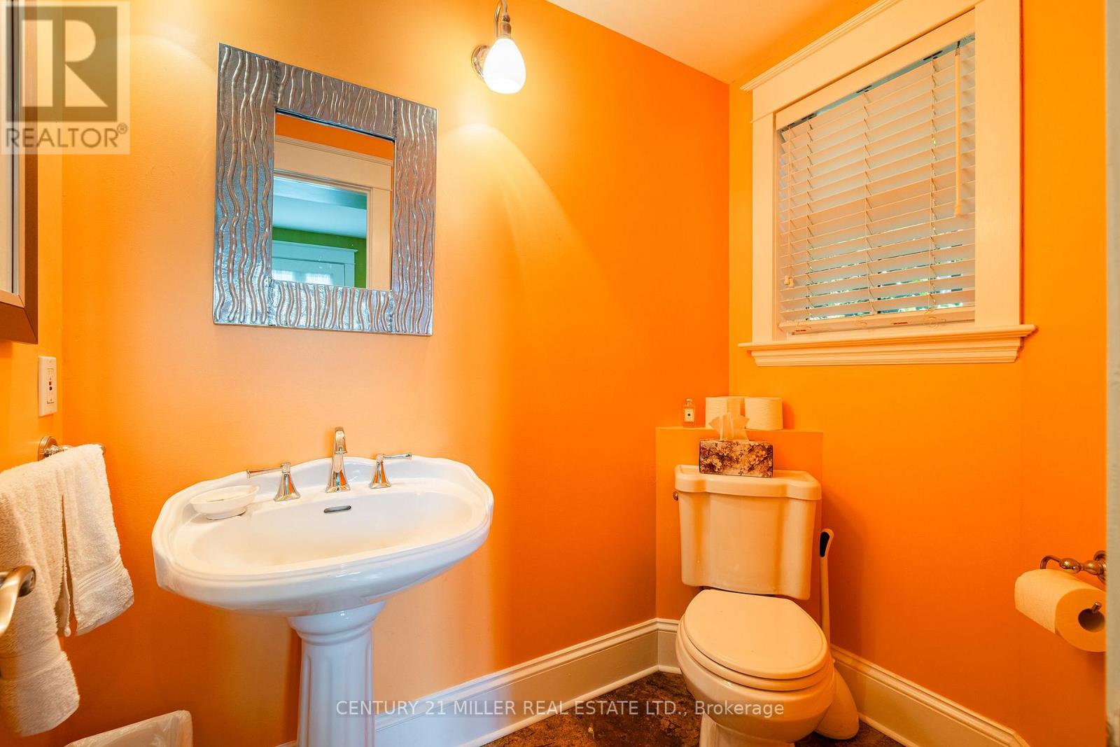 43 Burnet Street, Oakville, Ontario  L6K 1B6 - Photo 19 - W13815920