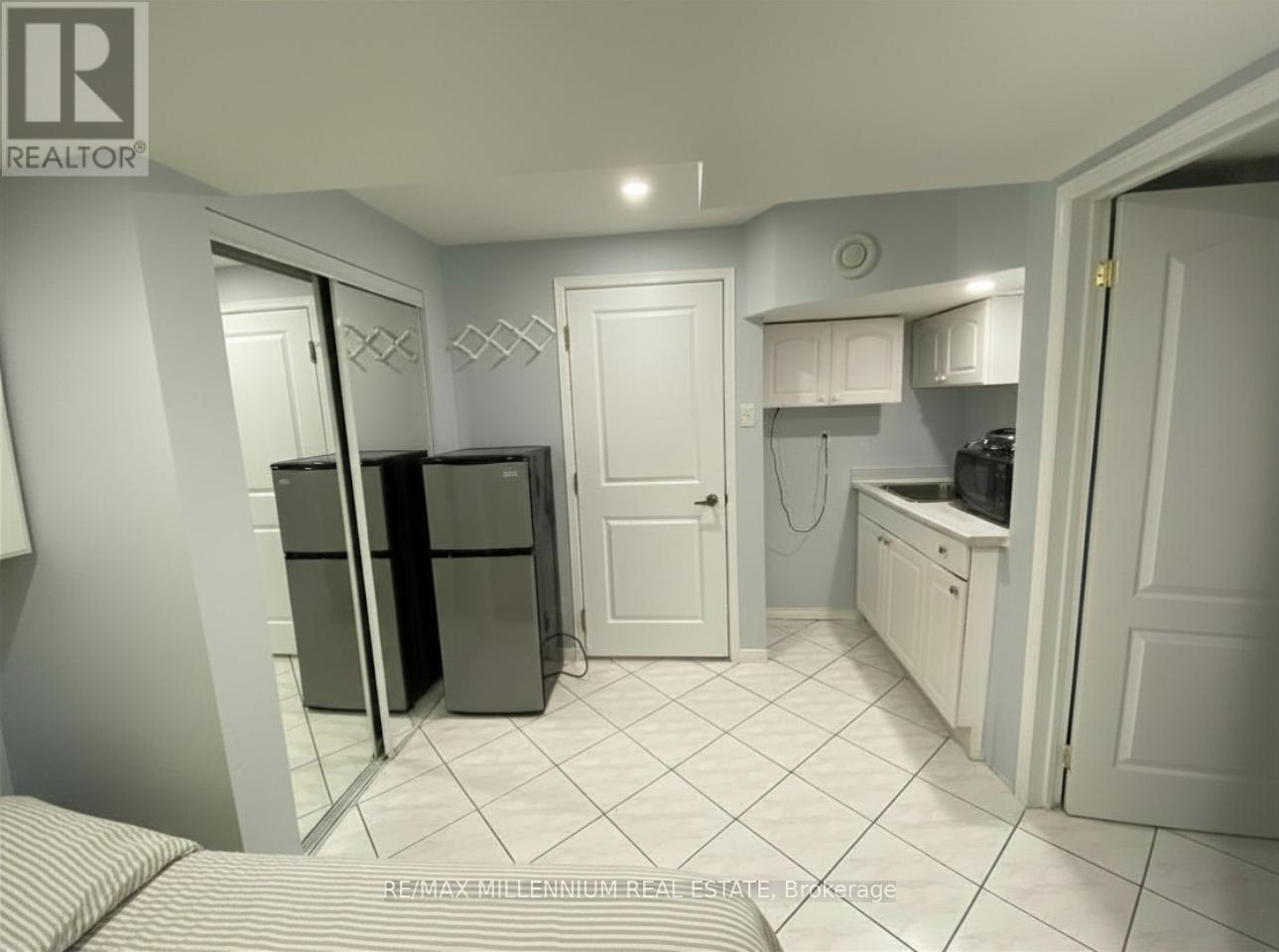 Basement - 5110 Timbermill Court, Mississauga, Ontario  L5V 2B8 - Photo 3 - W13815774