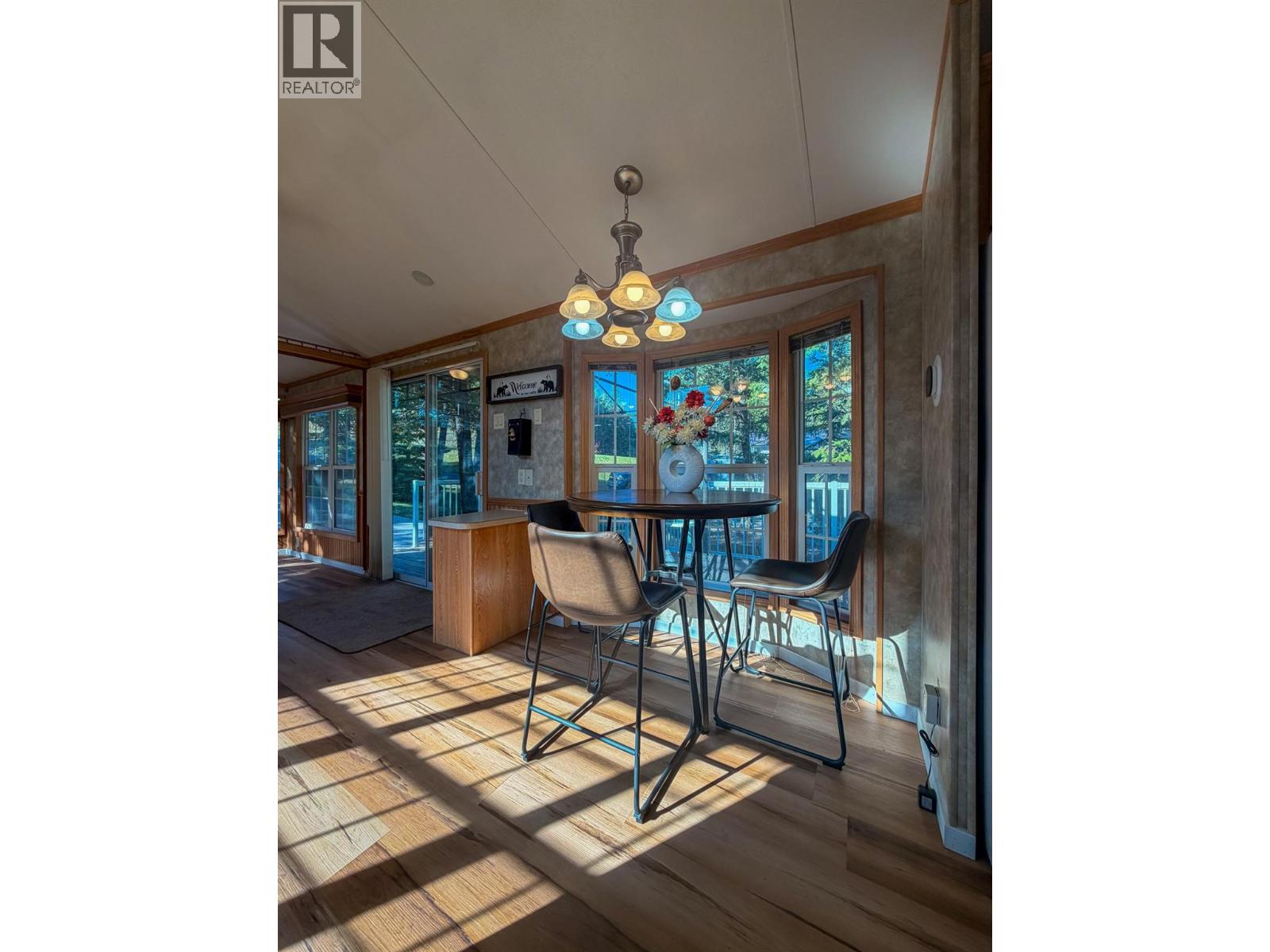 4906 Lynx Drive, Radium Hot Springs, British Columbia  V0A 1M0 - Photo 6 - 10401569