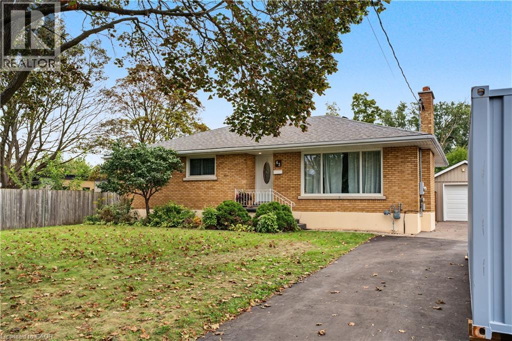 42 Woodman Drive, Brantford, Ontario  N3S 4K1 - Photo 3 - 40865499