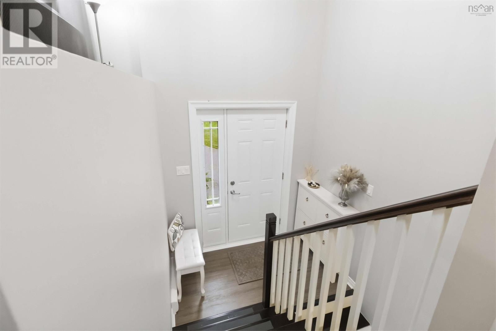 34 Lindsay Court, Lower Sackville, Nova Scotia  B4E 2K1 - Photo 3 - 202624063