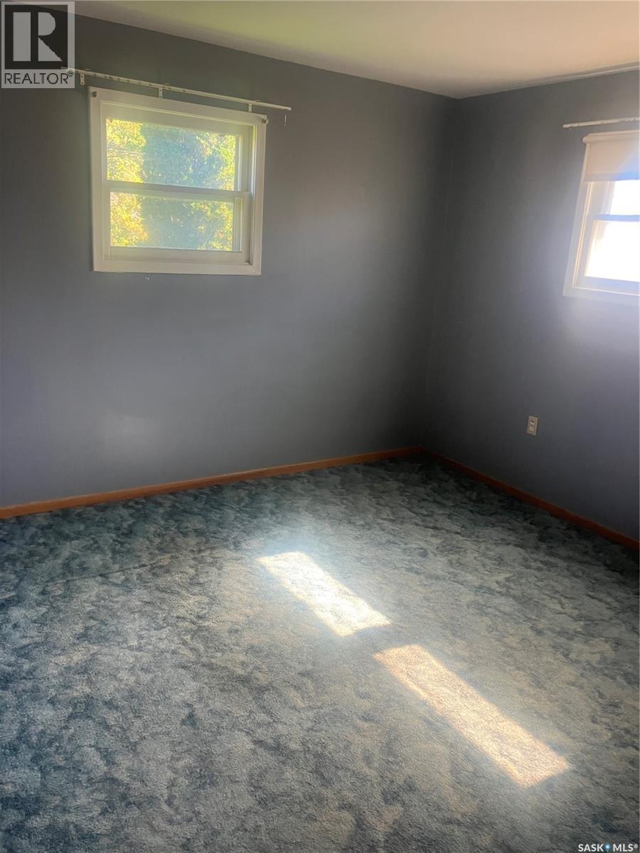 2157 Fleury Street, Regina, Saskatchewan  S4N 2M3 - Photo 3 - SK049158