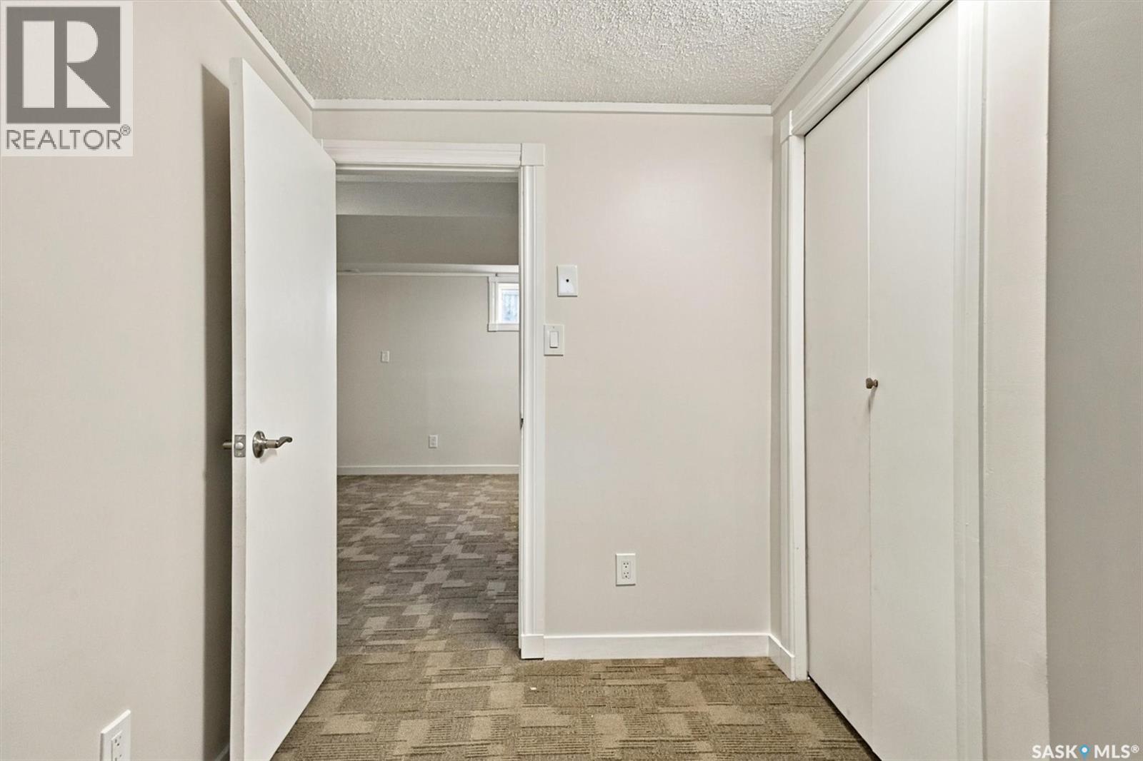 1121 B Avenue N, Saskatoon, Saskatchewan  S7L 1G2 - Photo 43 - SK049147