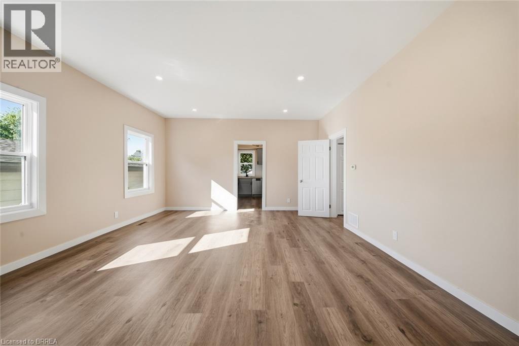 140 Pearl Street, Brantford, Ontario  N3T 3T2 - Photo 13 - 40863409