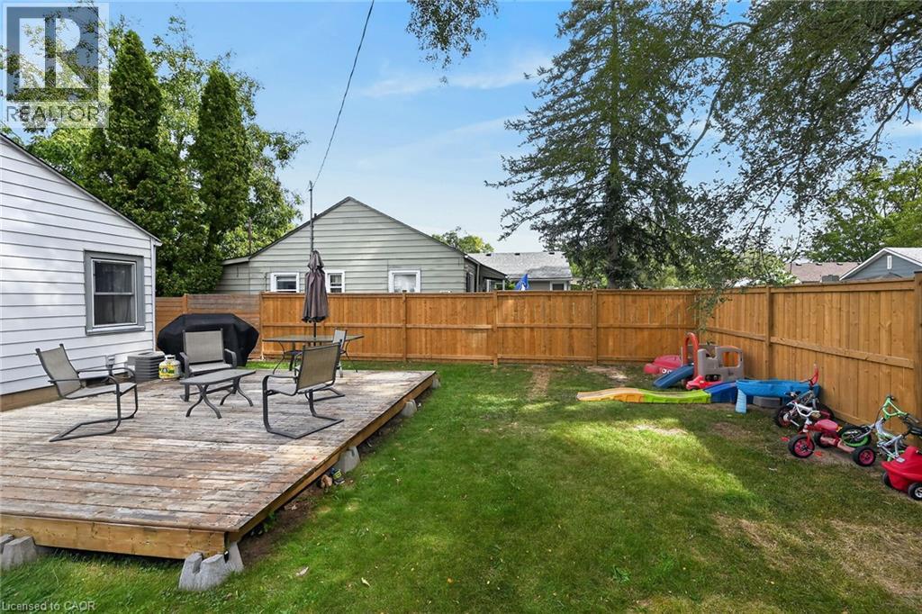 82 Division Street, Brantford, Ontario  N3S 2P5 - Photo 27 - 40865496