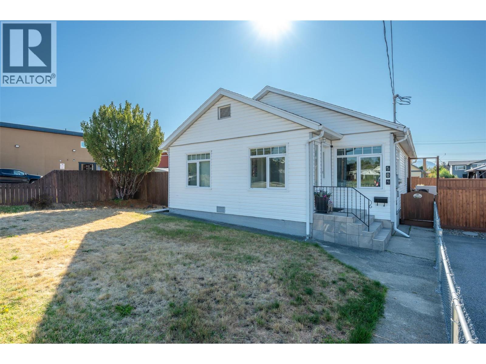 584 Edna Avenue, Penticton, British Columbia