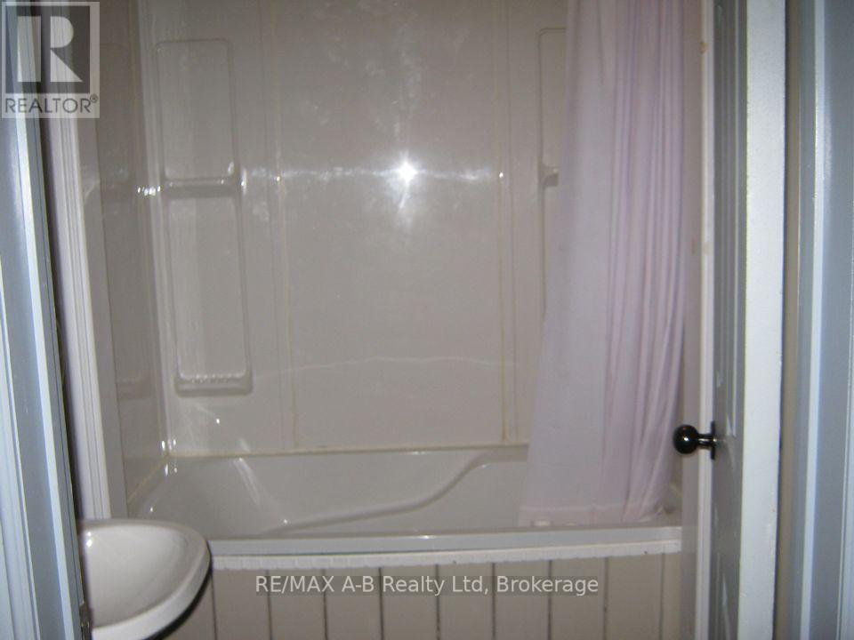 150 S Main Street S, Huron East, Ontario  N0K 1W0 - Photo 17 - X13774680