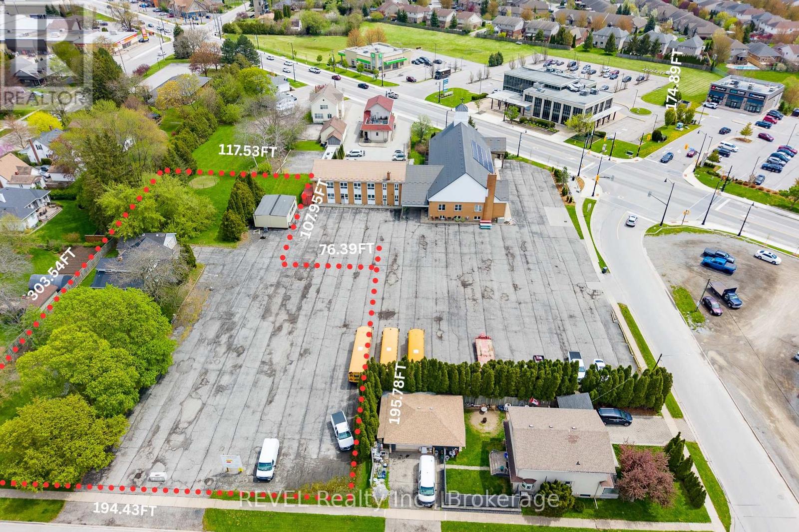 8 ELDEN STREET, Niagara-on-the-Lake, Ontario