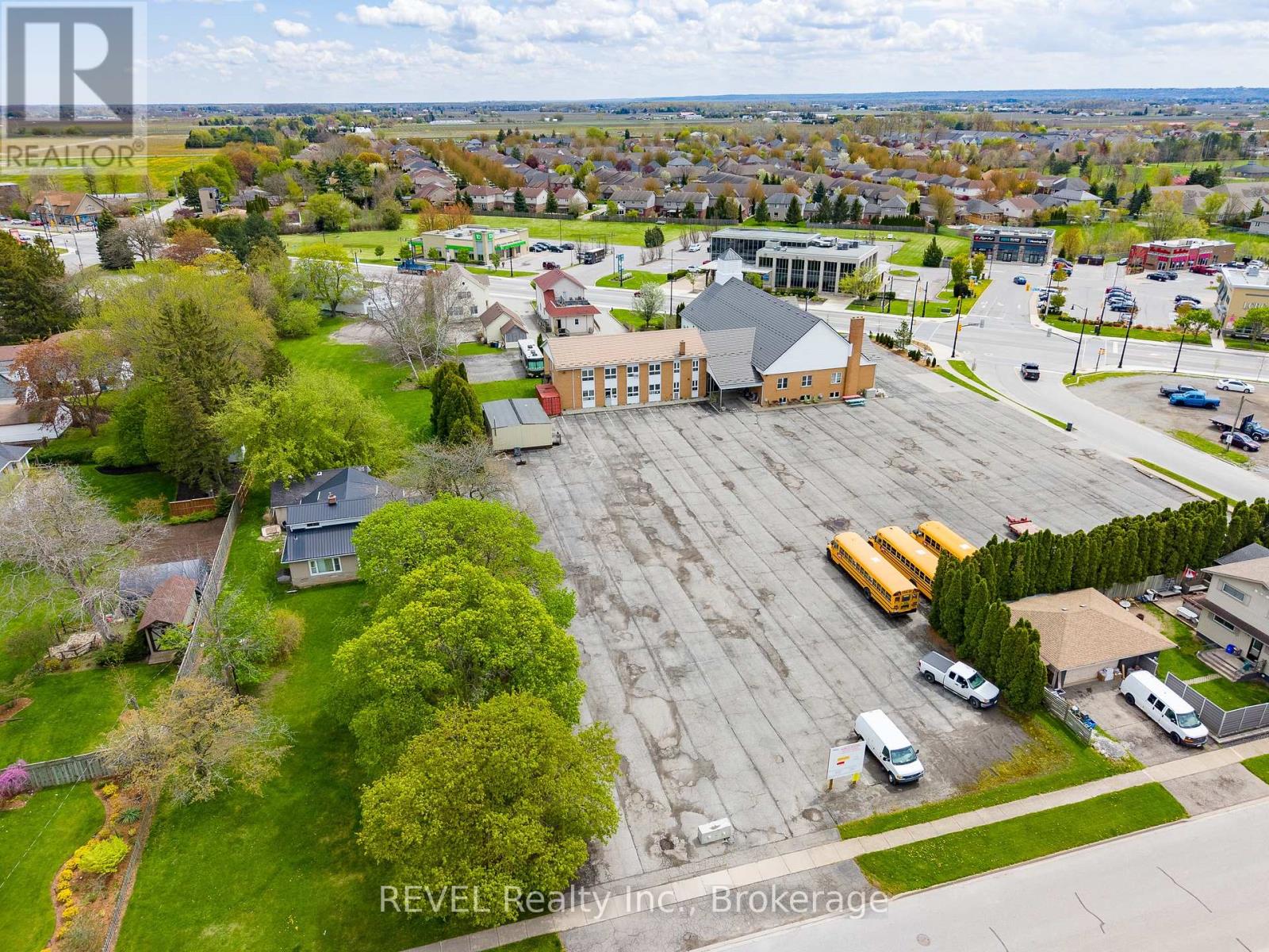 8 Elden Street, Niagara-On-The-Lake, Ontario  L0S 1J0 - Photo 2 - X13816170