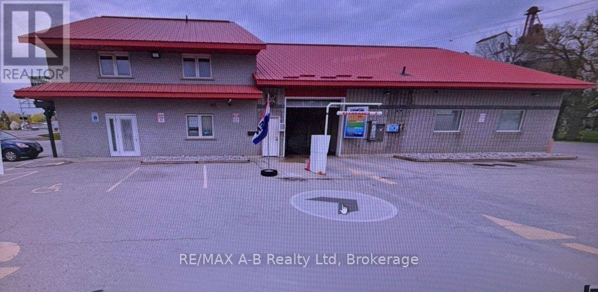 150 S Main Street S, Huron East, Ontario  N0K 1W0 - Photo 2 - X13774680