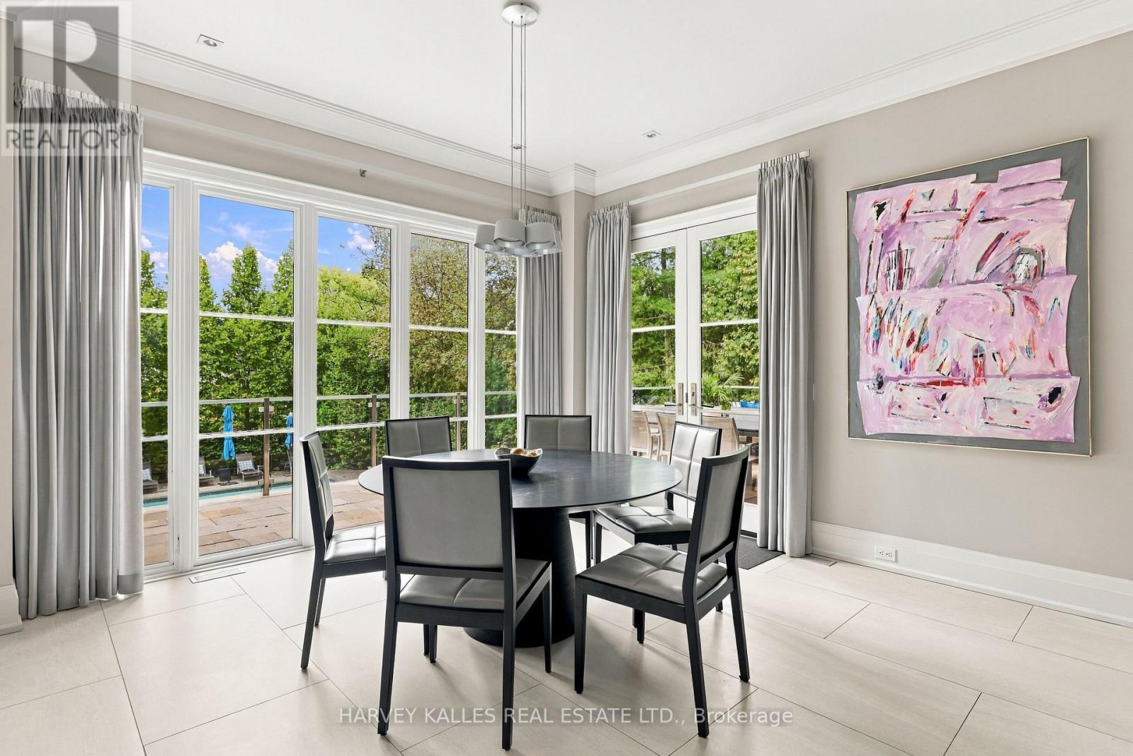 221 Dunvegan Road, Toronto, Ontario  M5P 2P3 - Photo 13 - C13816180