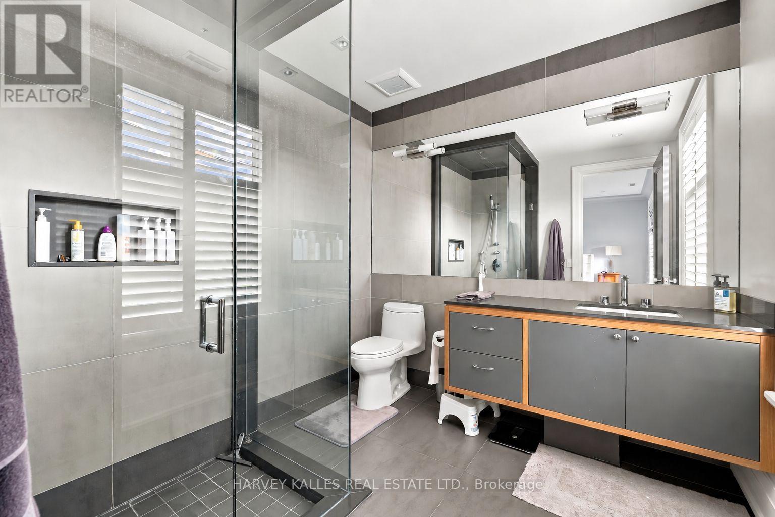 221 Dunvegan Road, Toronto, Ontario  M5P 2P3 - Photo 28 - C13816180