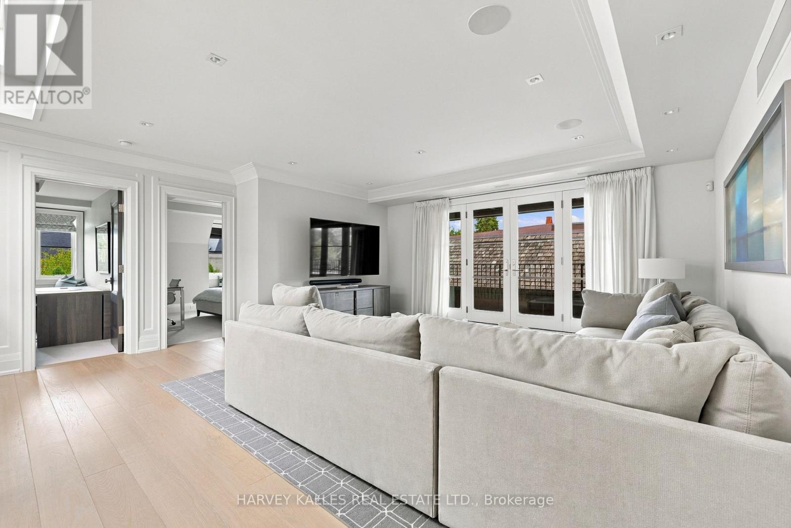 221 Dunvegan Road, Toronto, Ontario  M5P 2P3 - Photo 32 - C13816180