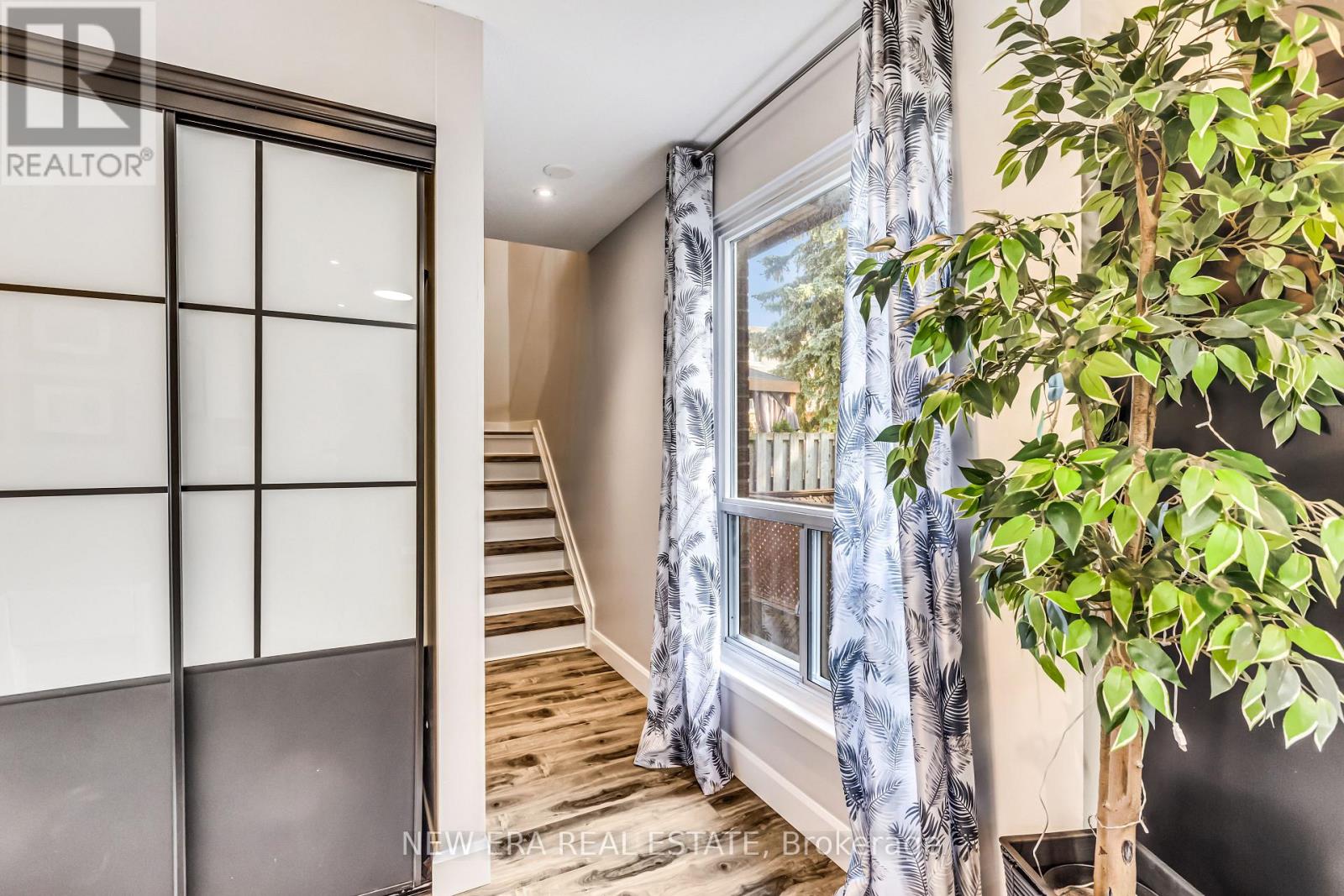6 - 1415 Fieldlight Boulevard, Pickering (Liverpool), Ontario  L1V 2S3 - Photo 8 - E13816136