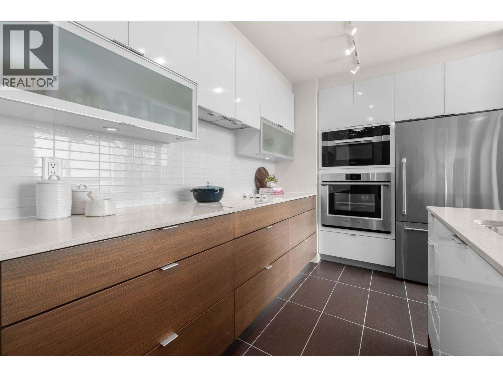 1106 175 W 2nd Street, North Vancouver, British Columbia  V7M 0A5 - Photo 15 - R3168395