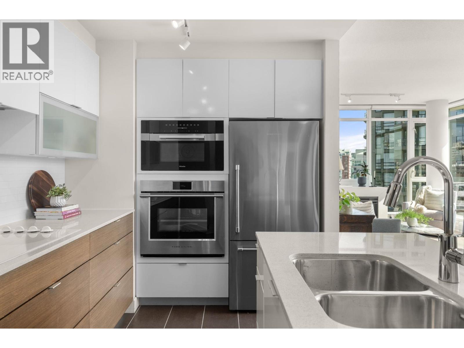 1106 175 W 2nd Street, North Vancouver, British Columbia  V7M 0A5 - Photo 16 - R3168395