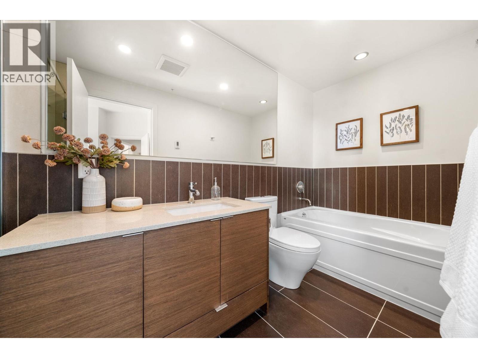 1106 175 W 2nd Street, North Vancouver, British Columbia  V7M 0A5 - Photo 22 - R3168395