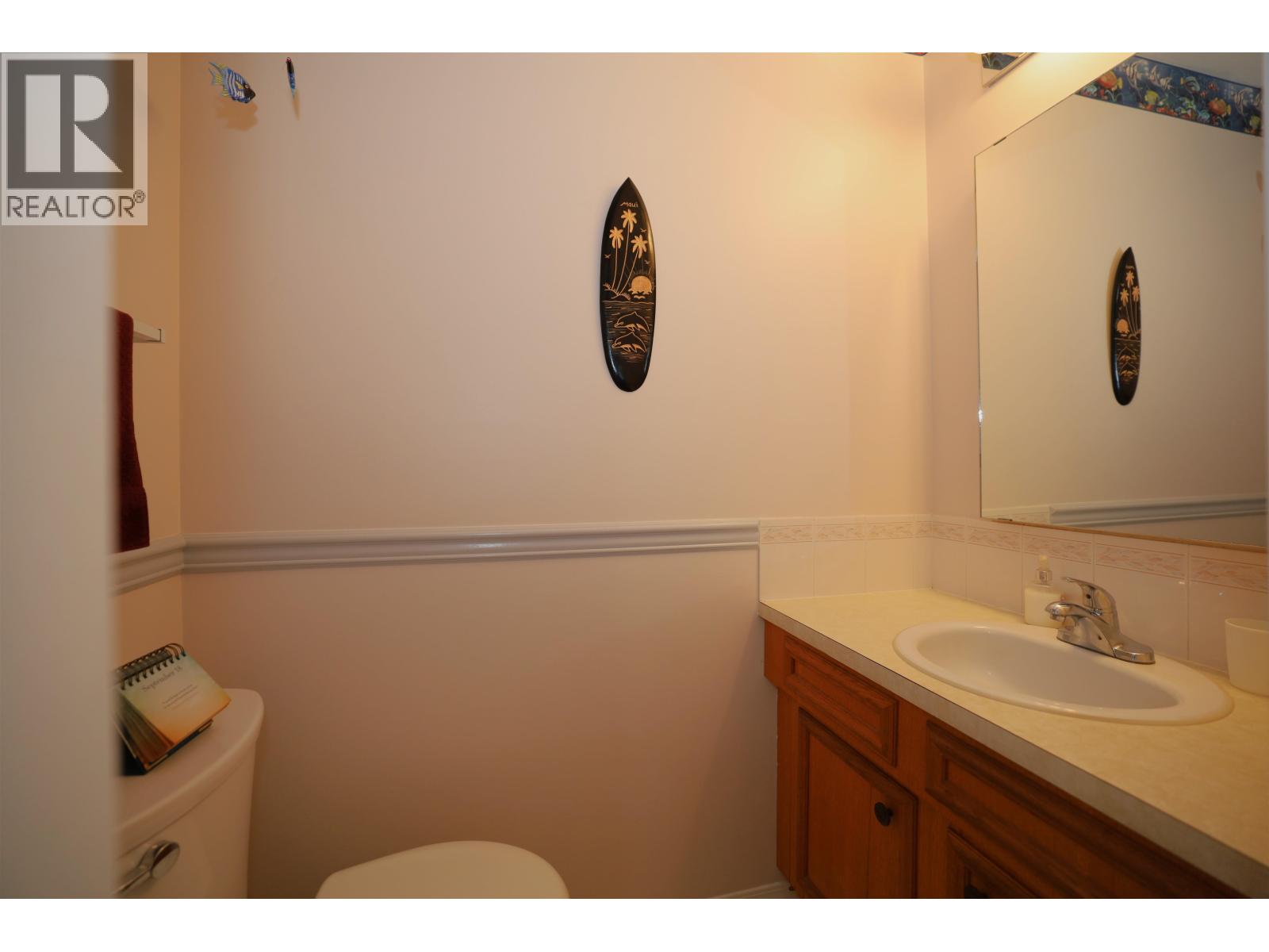 1073 Grandview Road, Gibsons, British Columbia  V0N 1V3 - Photo 12 - R3168377