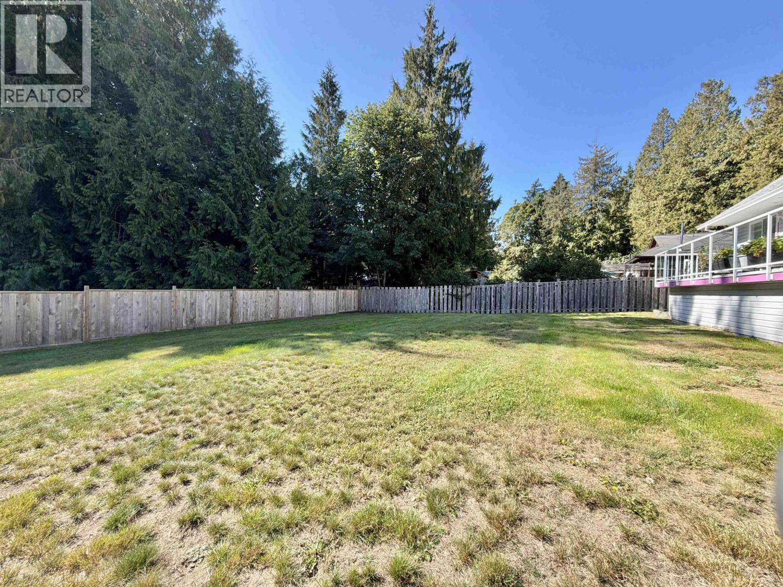 1073 Grandview Road, Gibsons, British Columbia  V0N 1V3 - Photo 6 - R3168377