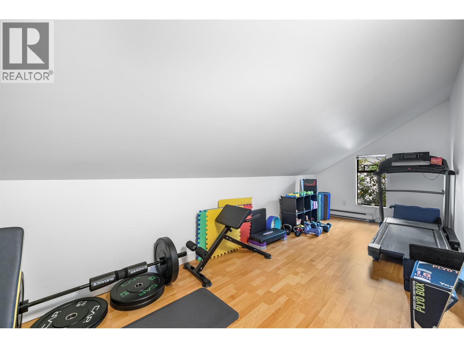 5520 Huckleberry Lane, North Vancouver, British Columbia  V7R 4N8 - Photo 28 - R3168392