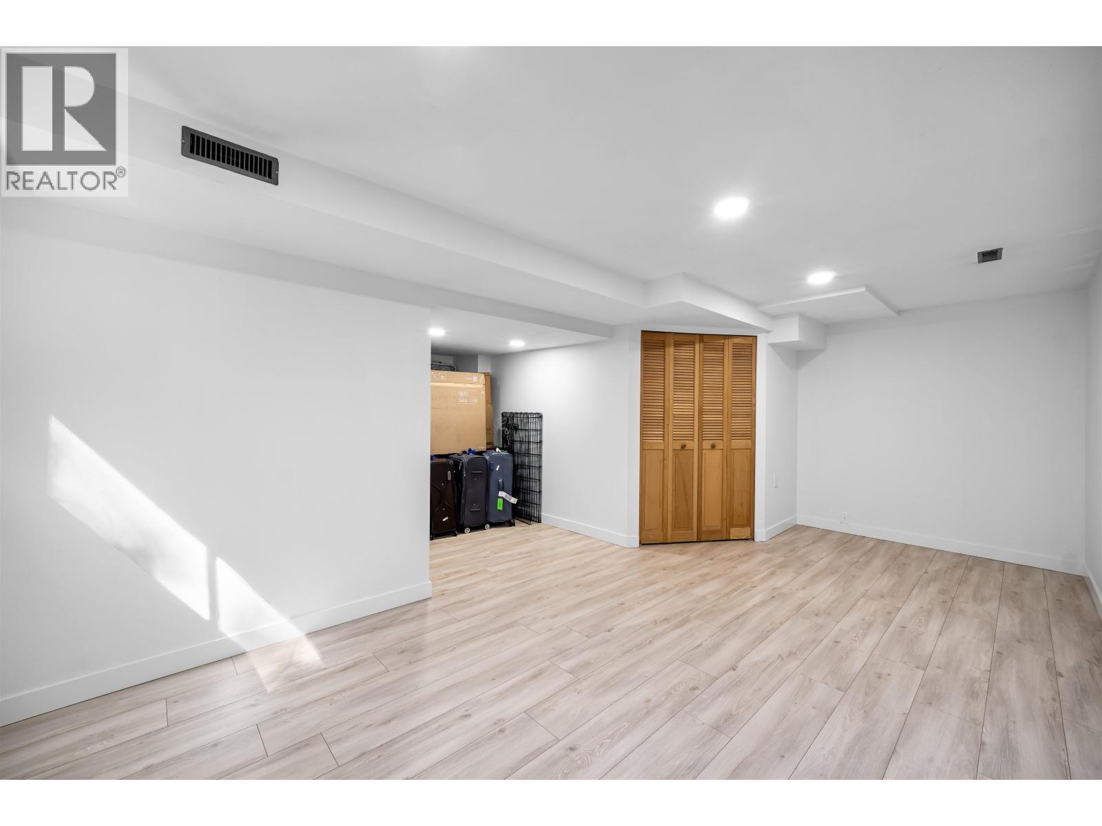 5520 Huckleberry Lane, North Vancouver, British Columbia  V7R 4N8 - Photo 29 - R3168392