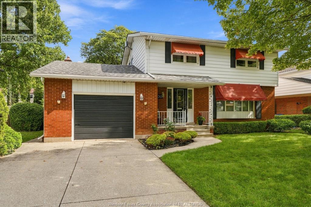 3630 AVONDALE AVENUE, Windsor, Ontario