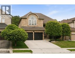 150 DAVIDSON Boulevard, Dundas, Ontario