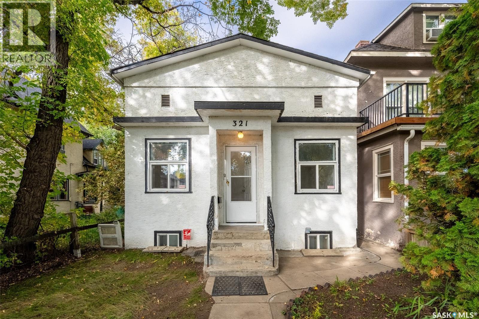 321 E Avenue S, Saskatoon, Saskatchewan  S7M 1S2 - Photo 1 - SK049107